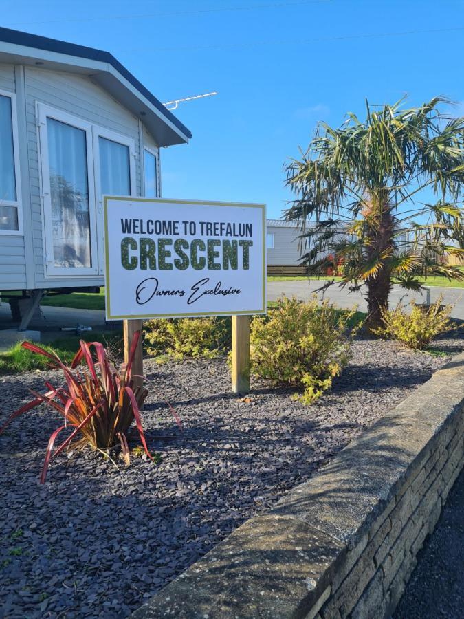 Beautiful 2 Bedroom Caravan, Holiday Park Tenby Saint Florence Exterior foto